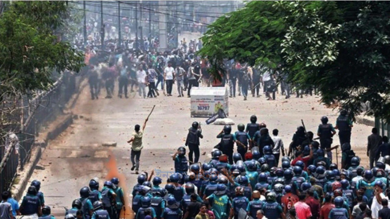 জুলাই আন্দোলনে মোড় ঘুরিয়ে দেয় প্রাইভেট বিশ্ববিদ্যালয়ের শিক্ষার্থীদের অংশগ্রহণ