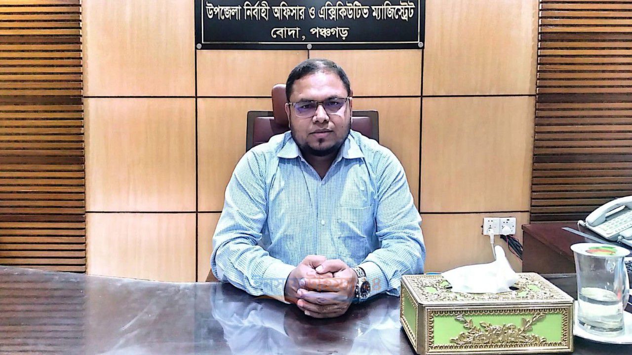 বোদা ইউএনও'র বিরুদ্ধে অভিযোগ: প্রশাসনের আইনি ব্যবস্থার ইঙ্গিত