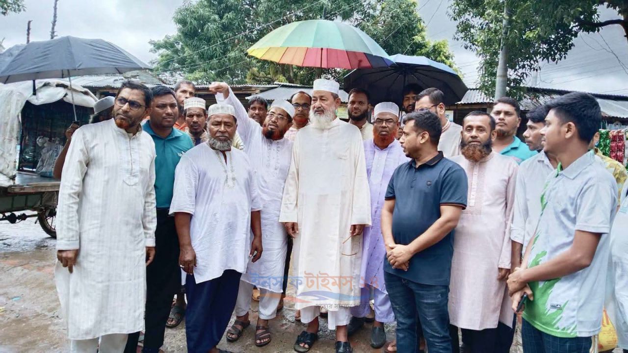 কালিগঞ্জে সাতক্ষীরা-ভেটখালী মহাসড়কের উন্নয়নকাজ পরিদর্শনে এমপি রবিউল বাশার