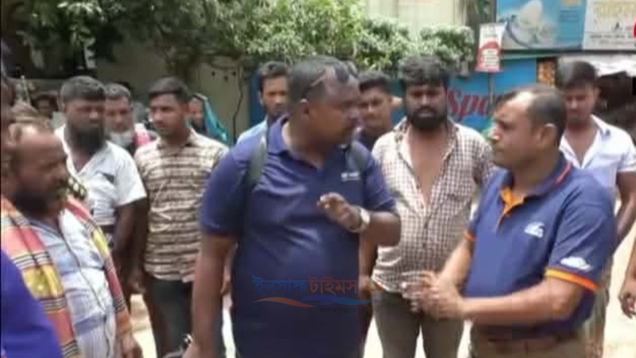 ময়মনসিংহে গ্যাস সংকটের খবর সংগ্রহে সাংবাদিকদের ওপর হামলা, ক্যামেরা ভাঙার চেষ্টা 