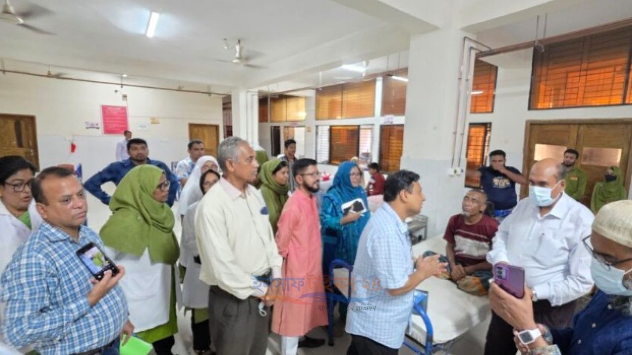 যোগদানের পরই অ্যাকশনে বিভাগীয় পরিচালক, পটুয়াখালী মেডিকেলে অনিয়ম দেখে ক্ষোভ