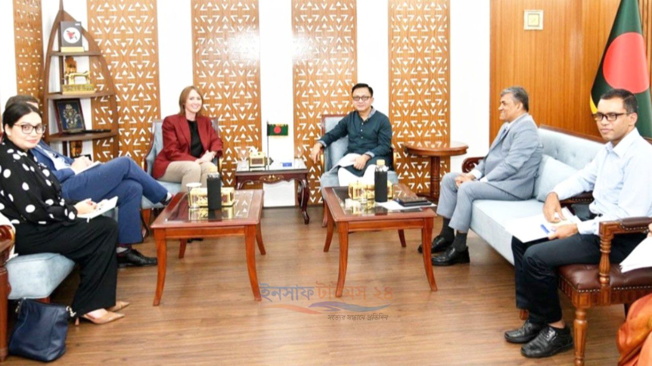 বাণিজ্যমন্ত্রীর সঙ্গে অস্ট্রেলিয়ার হাইকমিশনারের বৈঠক, গুরুত্ব পেল বাণিজ্য ও বিনিয়োগ সহযোগিতা