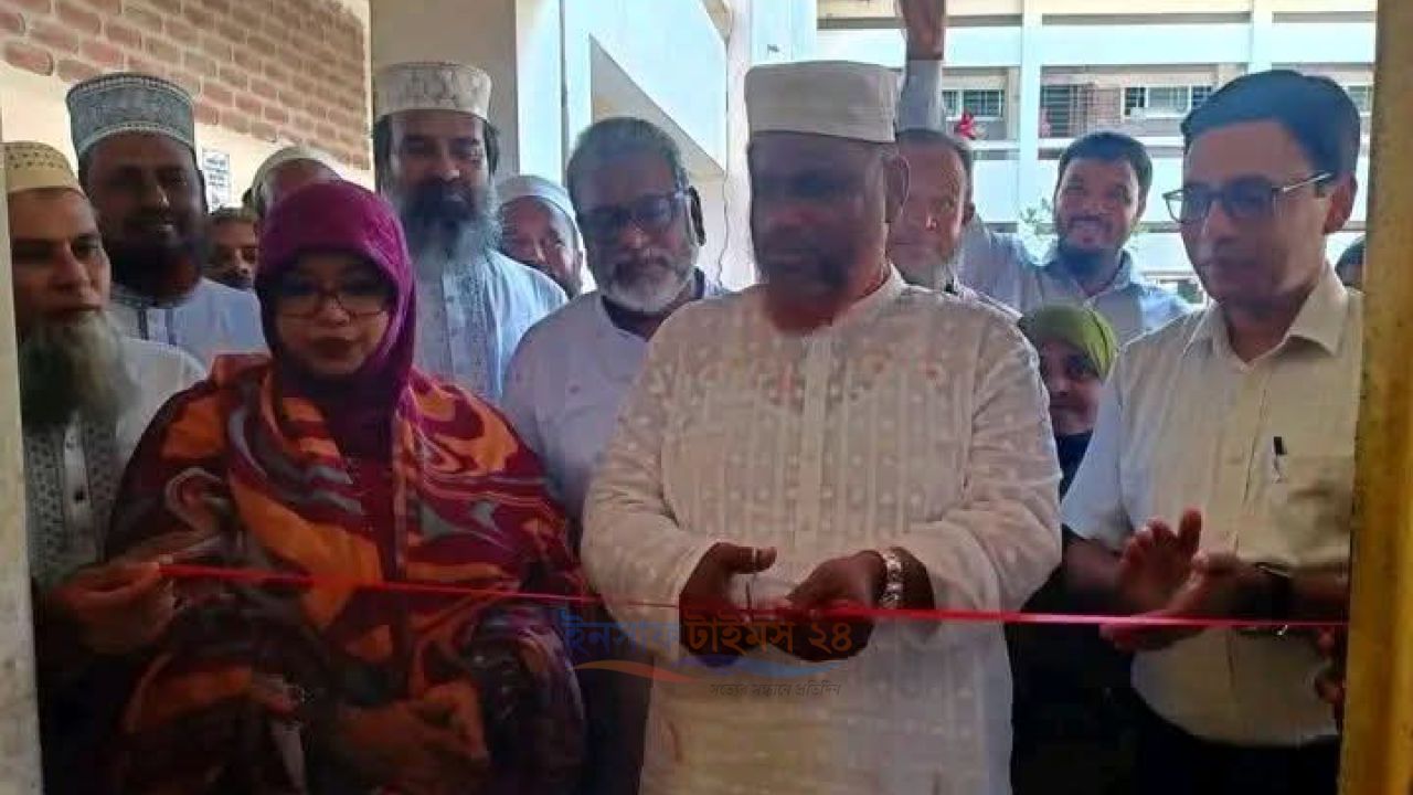 সরকারি অনুদানে পাইকগাছা স্বাস্থ্য কমপ্লেক্সে আইপিএস, হস্তান্তর করলেন এমপি আবুল কালাম আজাদ
