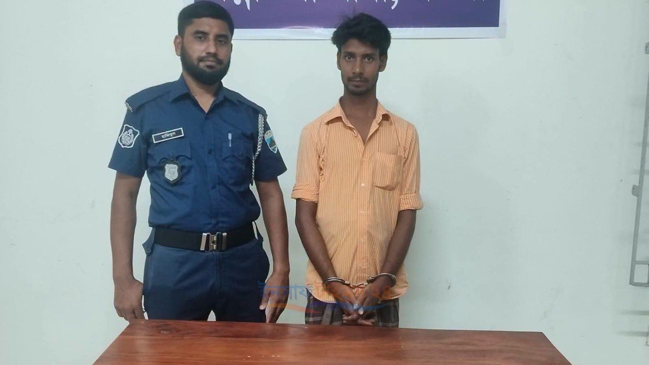 পত্নীতলায় ট্যাপেন্টাডলসহ যুবক আটক