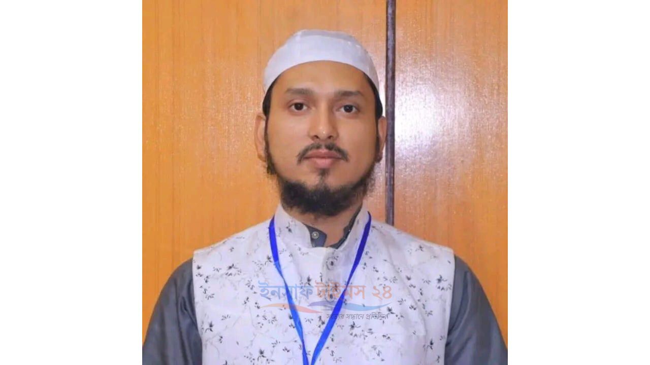 নারীদের পৃথক বাস সার্ভিসকে স্বাগত, মেয়েদের পৃথক শ্রেণিকক্ষের দাবি মুফতি আবুবকর সিদ্দিকের