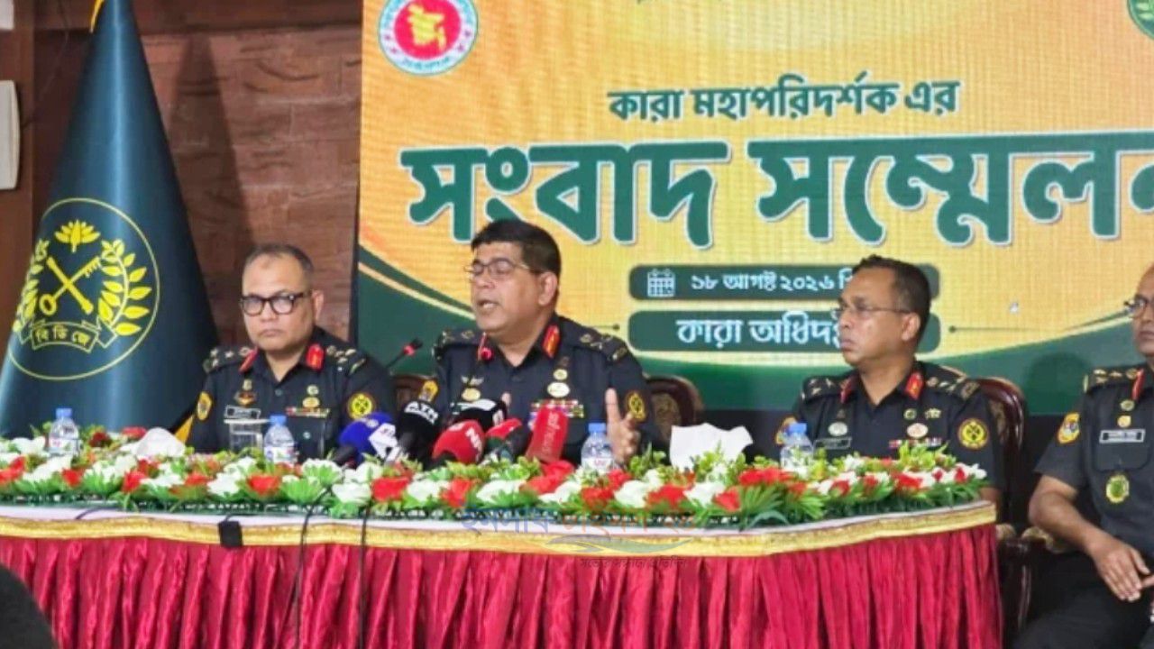 নরসিংদী কারাগার থেকে পালানো ১৬৬ বন্দির নথি নেই: কারা মহাপরিদর্শক