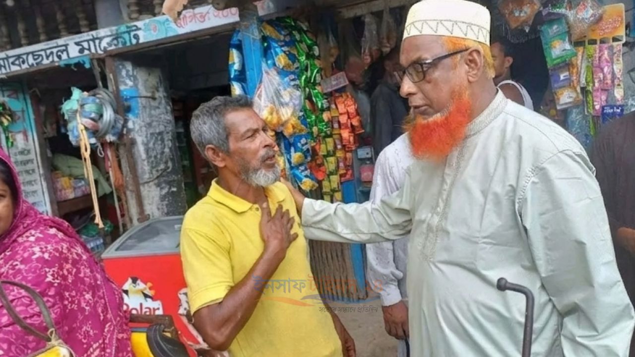 পত্নীতলায় সাধারণ মানুষের মুখোমুখি এমপি এনামুল হক, শুনলেন আশা আকাঙ্ক্ষার কথা