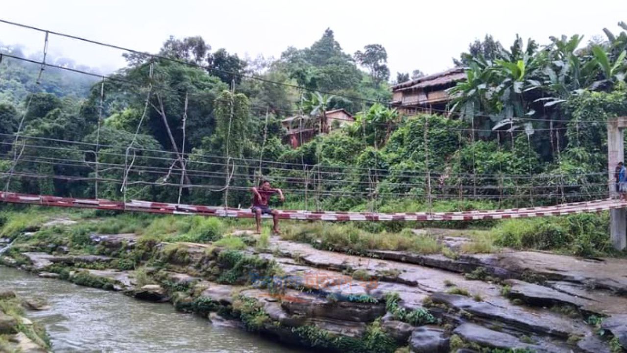 থানচির ঙাফাহ্খুম জলপ্রপাতে নৌকাডুবি, নিখোঁজ ৮ বছরের শিশু