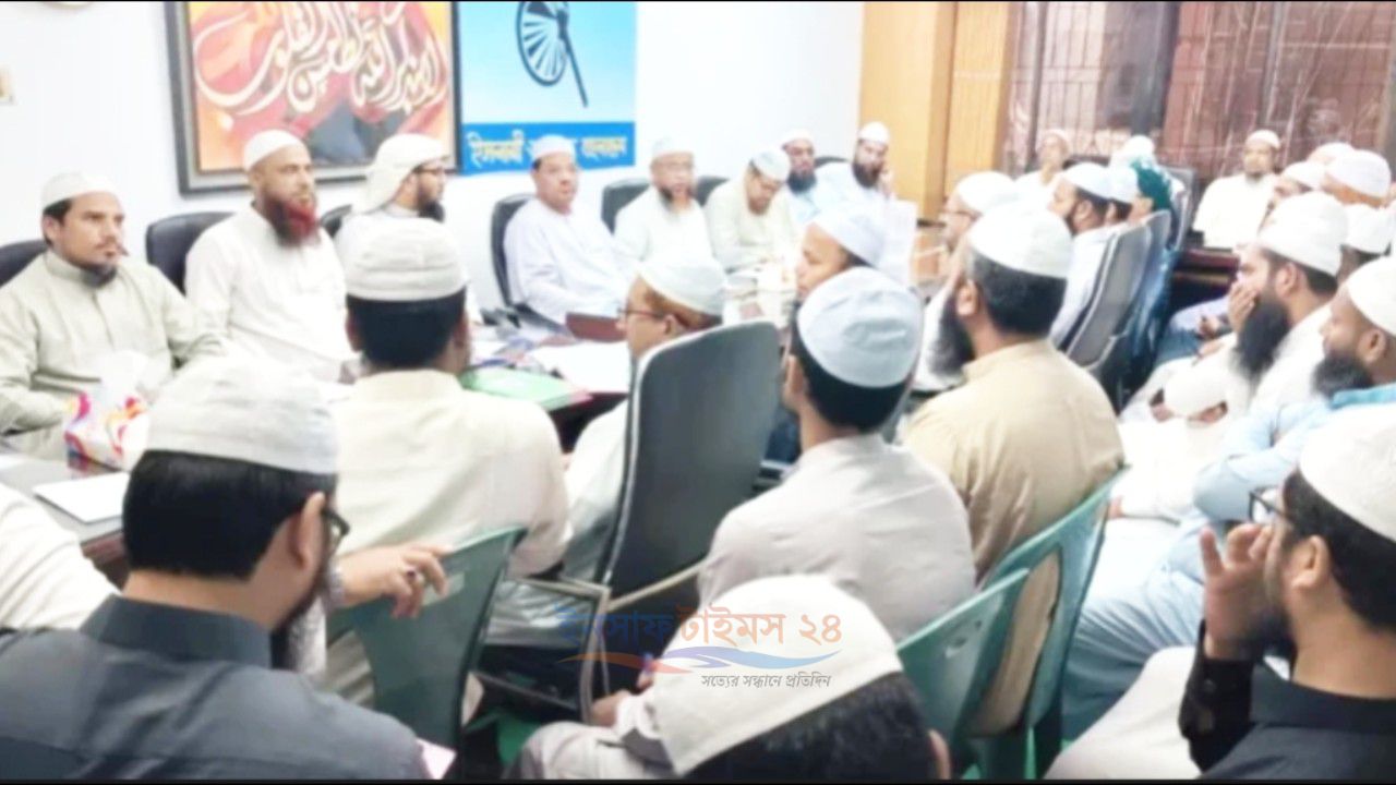 প্রশাসনের উদাসীনতায় বুলবুলকে প্রাণ দিতে হয়েছে: চরমোনাই পীর