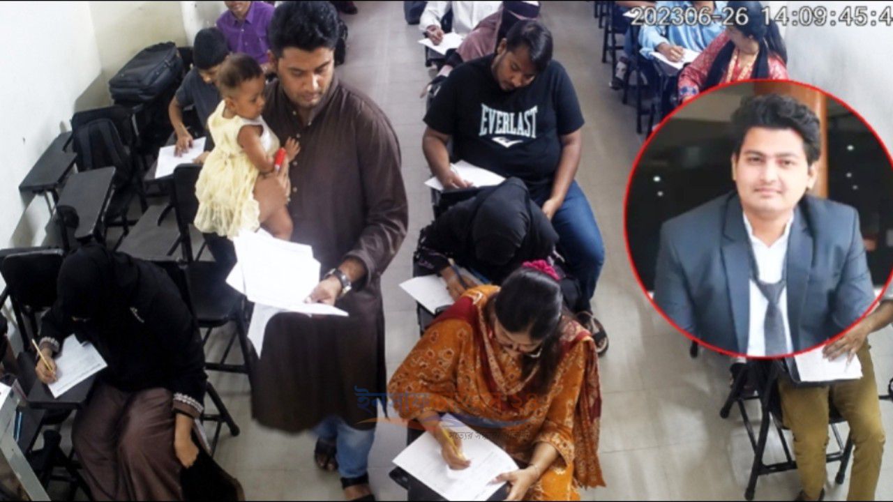 শিক্ষার্থীর সন্তানকে কোলে নিয়ে পুরো সময় পরীক্ষা নিলেন শিক্ষক