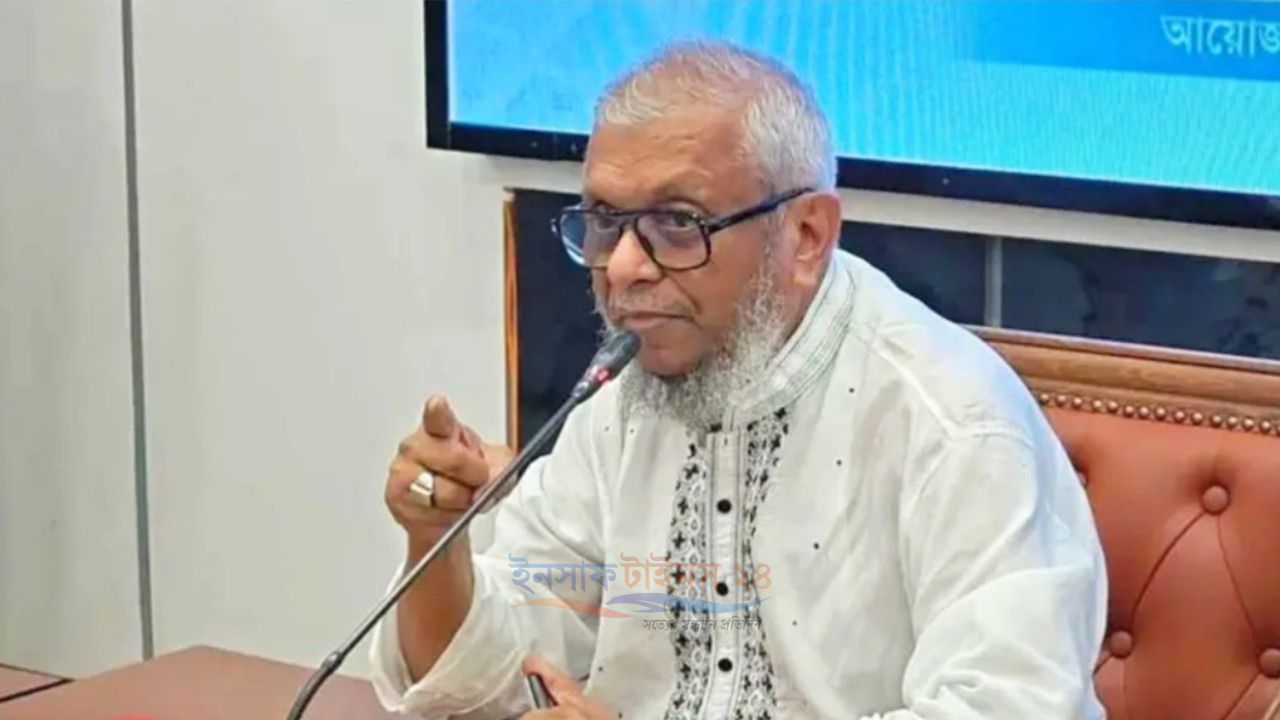 বিনা খরচে ১০ হাজার কর্মী মালয়েশিয়ায় পাঠানোর উদ্যোগ: প্রবাসীকল্যাণ মন্ত্রী