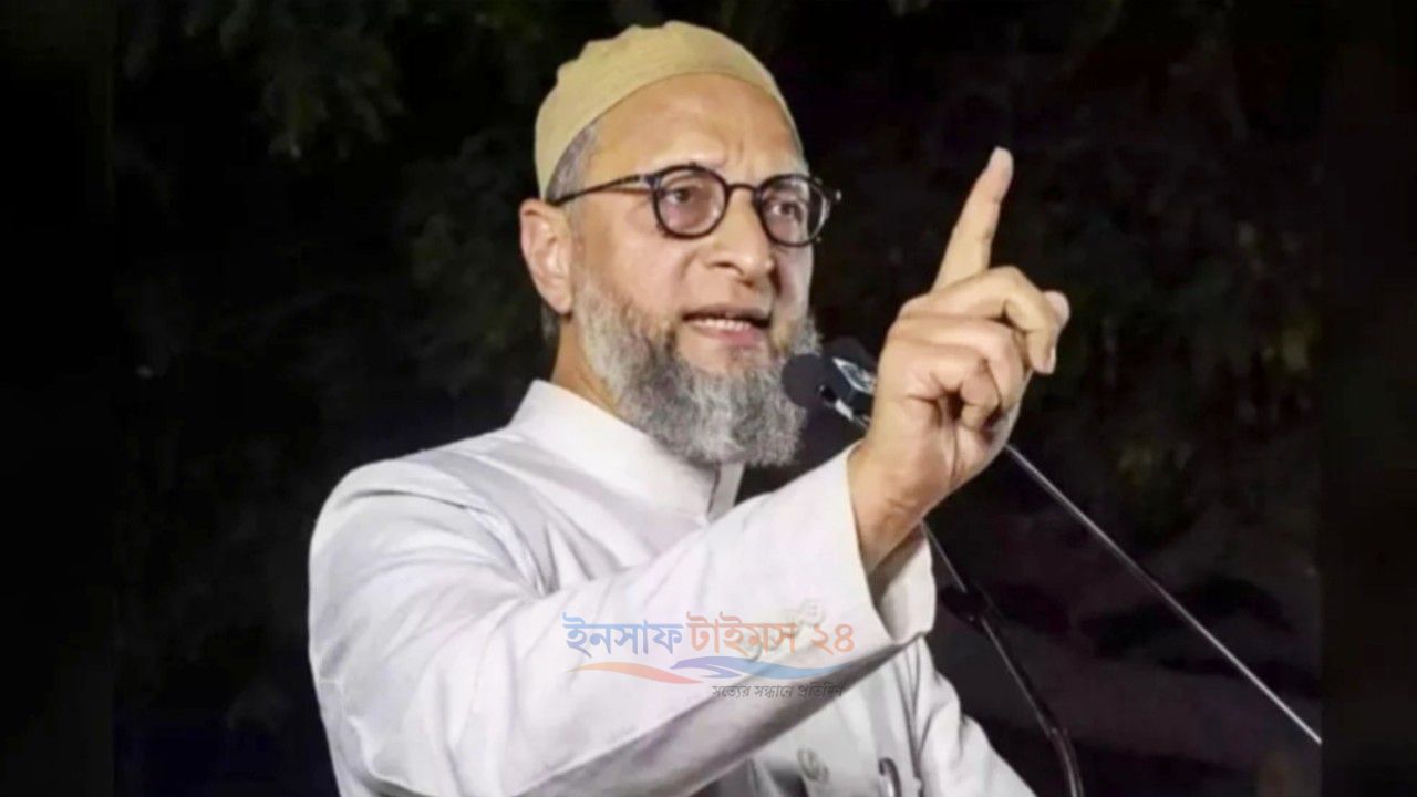 মেয়েরা মাথায় হিজাব পরে, মনে নয়: হিজাব বিতর্কে ওয়েইসি