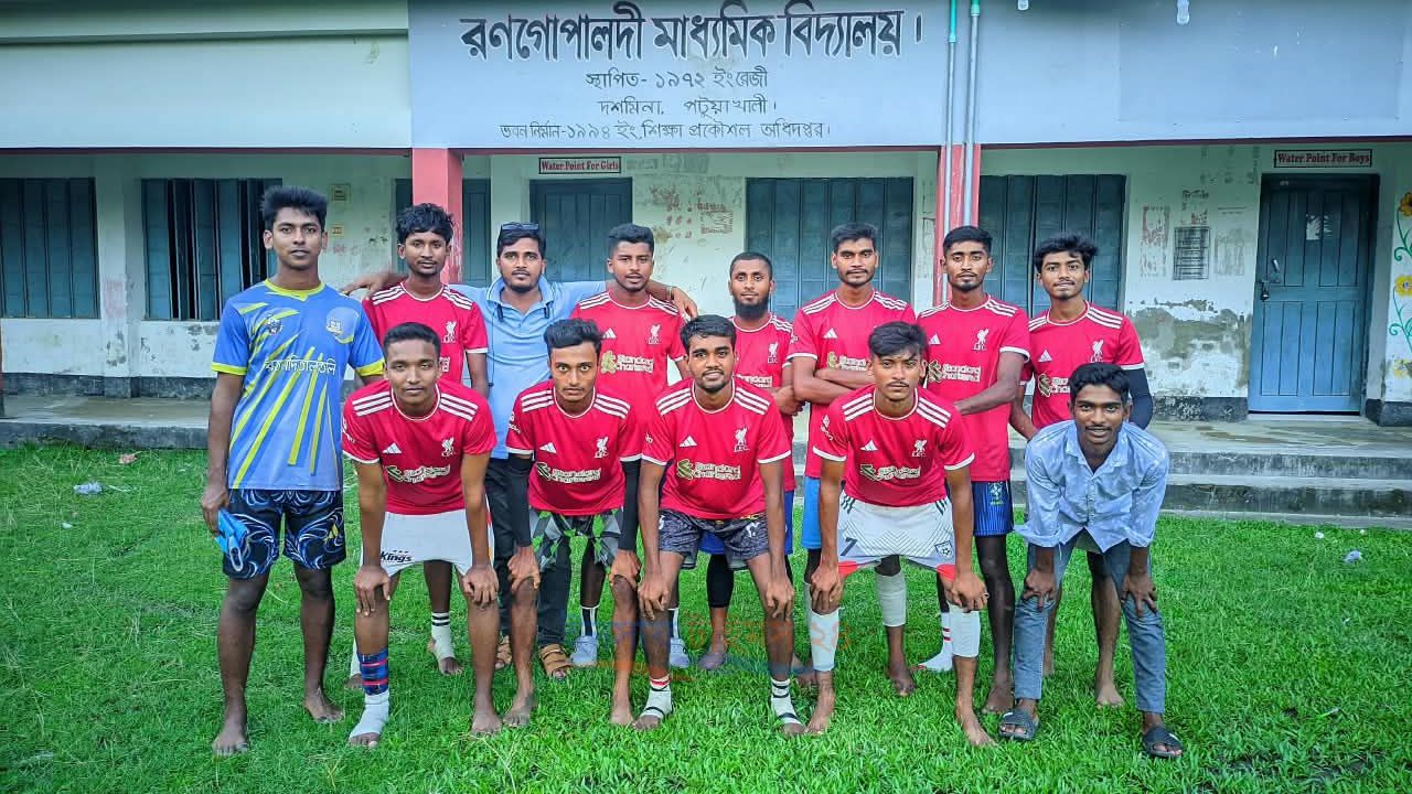 গোলবন্যায় তালুকদার হাওলা ক্রীড়া ক্লাবের দুর্দান্ত জয়!