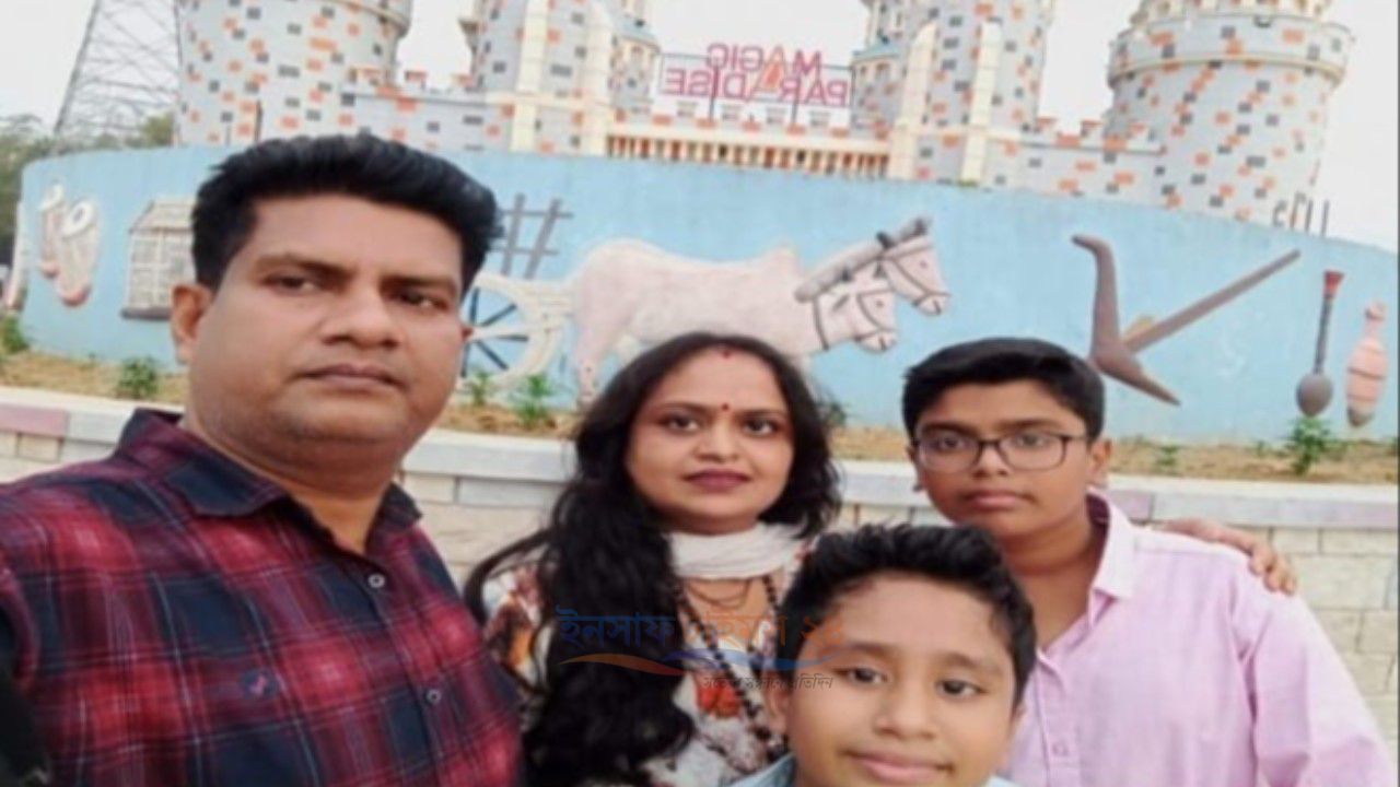 সপরিবারে আত্মগোপনে থাকা চাঁদপুরের স্বর্ণ ব্যবসায়ী চট্টগ্রাম থেকে আটক
