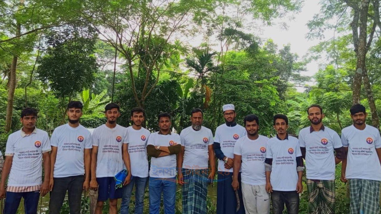 পরিবর্তন মানবিক ফাউন্ডেশন বাংলাদেশ'-এর উদ্যোগে সড়ক পরিষ্কার কর্মসূচি অনুষ্ঠিত