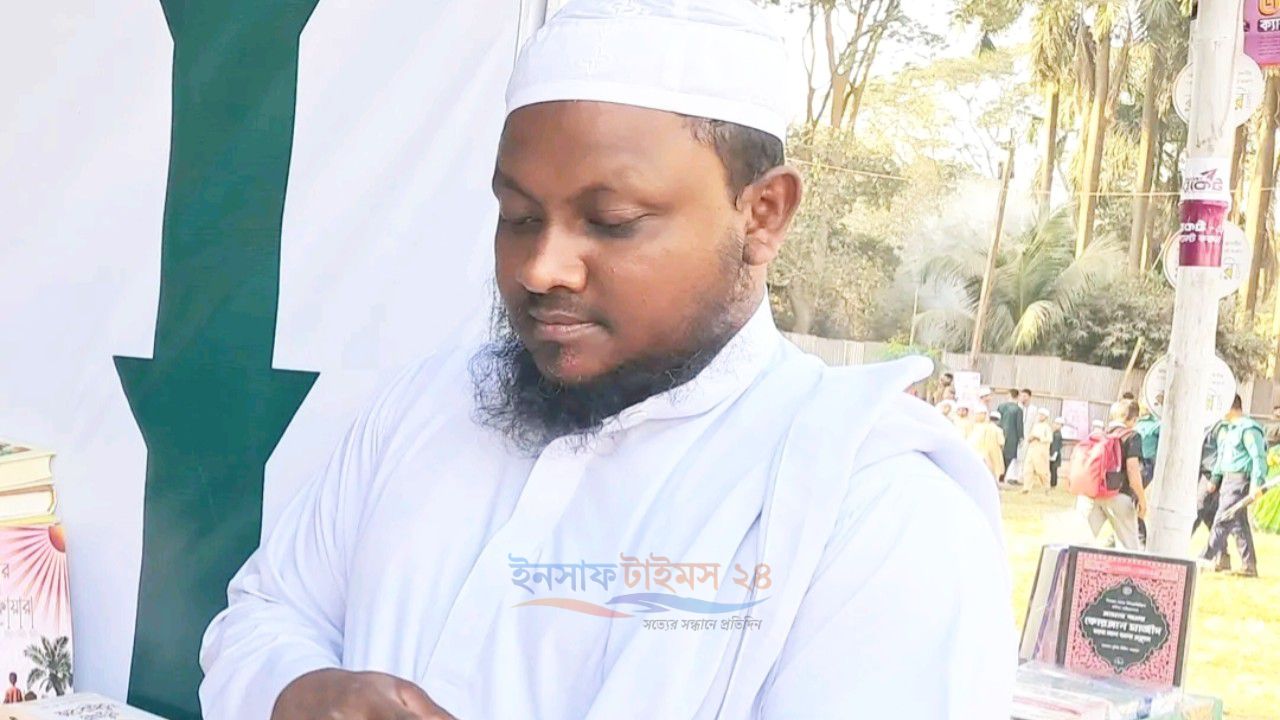 নবীর সন্তান নবী হতে না পারলে পীরের সন্তান পীর কেন’—প্রশ্ন তুলে সমালোচনা মুফতি নোমান কাসেমীর