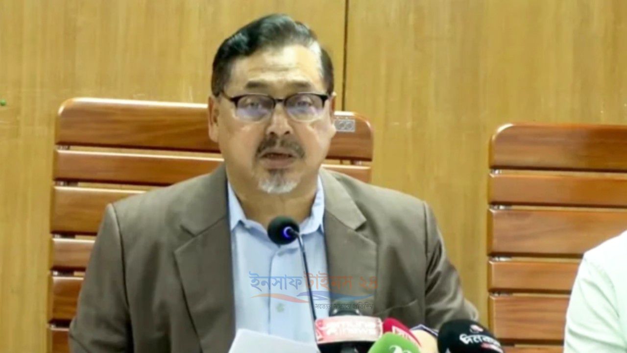 সরকারি চাকরিজীবীদের পেনশন বাড়বে ৫৫ থেকে ১০০ শতাংশ