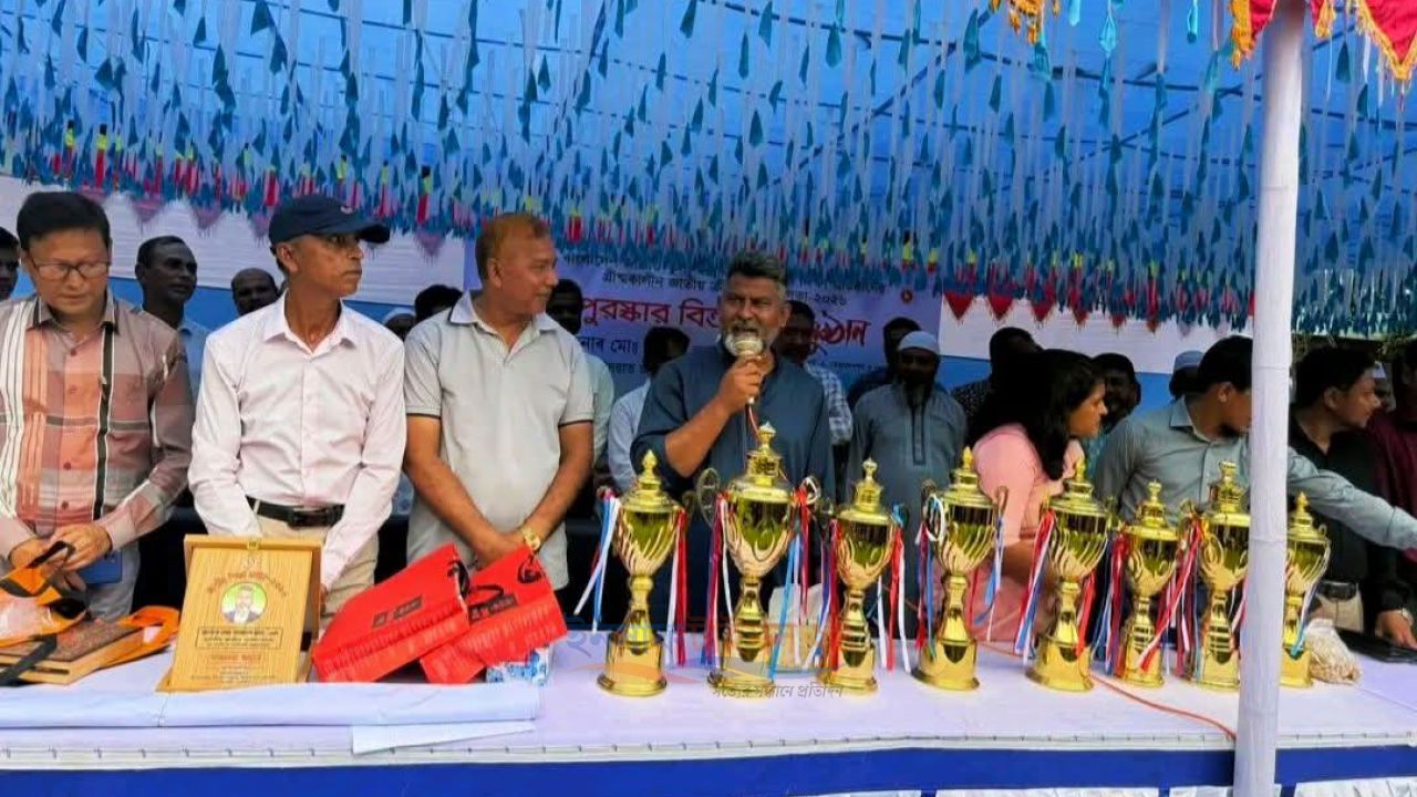 বদলগাছীতে ৫৩তম বাংলাদেশ জাতীয় ক্রীড়া প্রতিযোগিতার পুরস্কার বিতরণ
