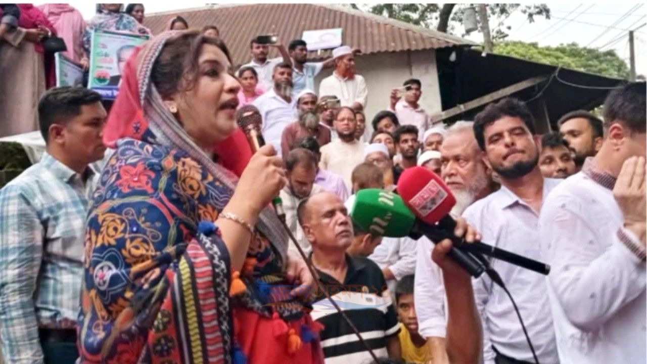 দেশে তেল নেই বলা হচ্ছে, তাহলে হাজারো গাড়ি নিয়ে লংমার্চ কীভাবে: শামা ওবায়েদ