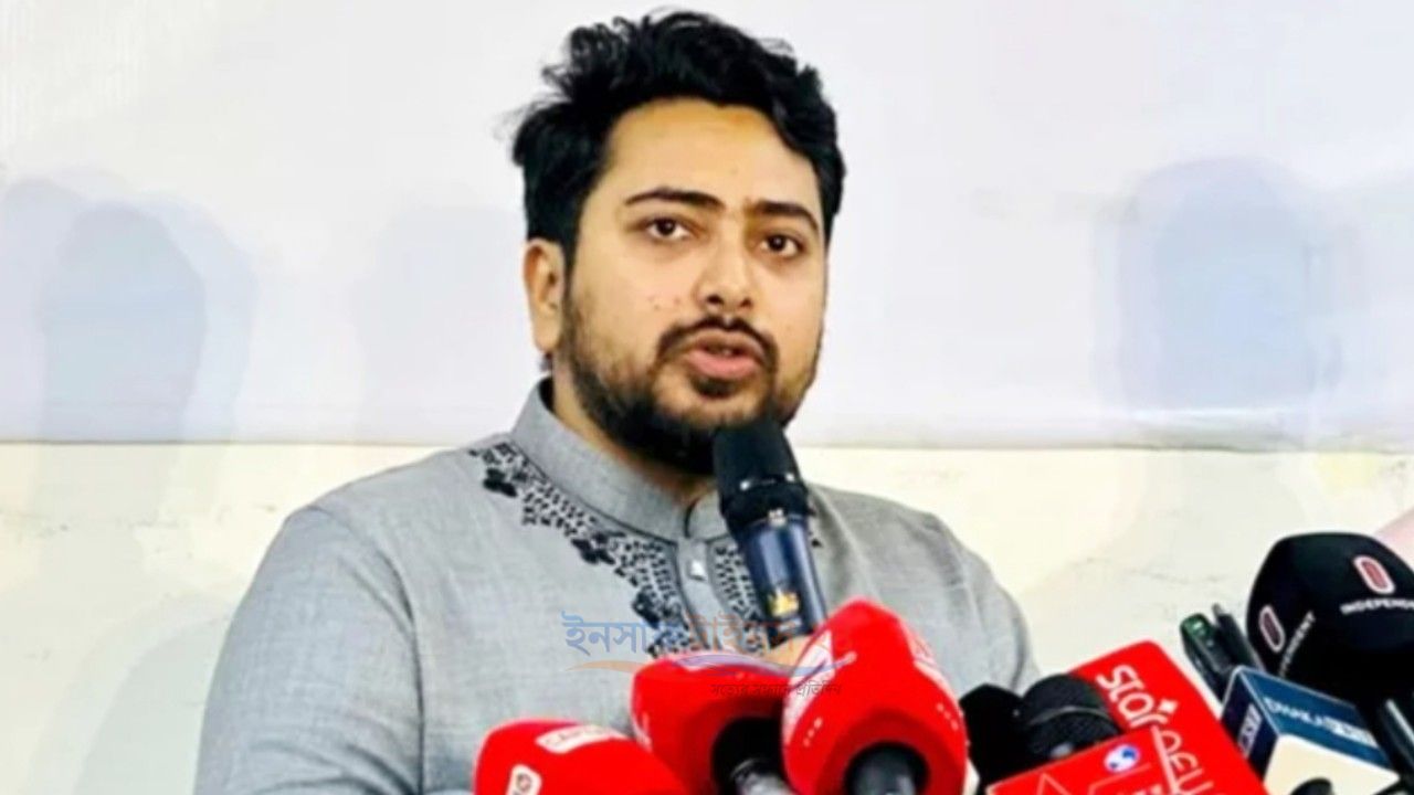 জ্বালানি তেলের বর্ধিত দাম প্রত্যাহারের দাবি নাহিদ ইসলামের
